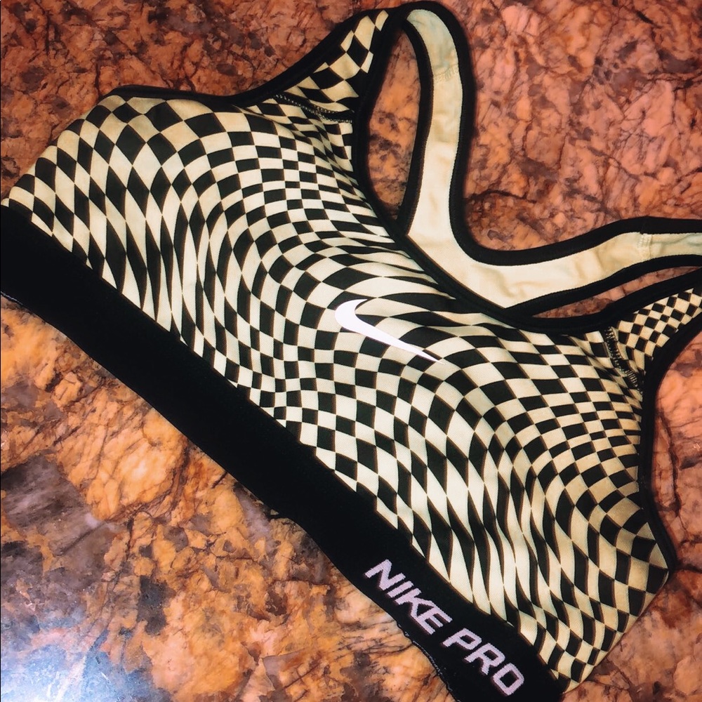 nike pro sports bra